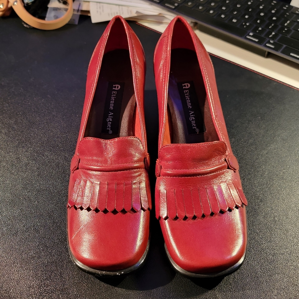 Vintage 90s Etienne Aigner red leather block heel pump
